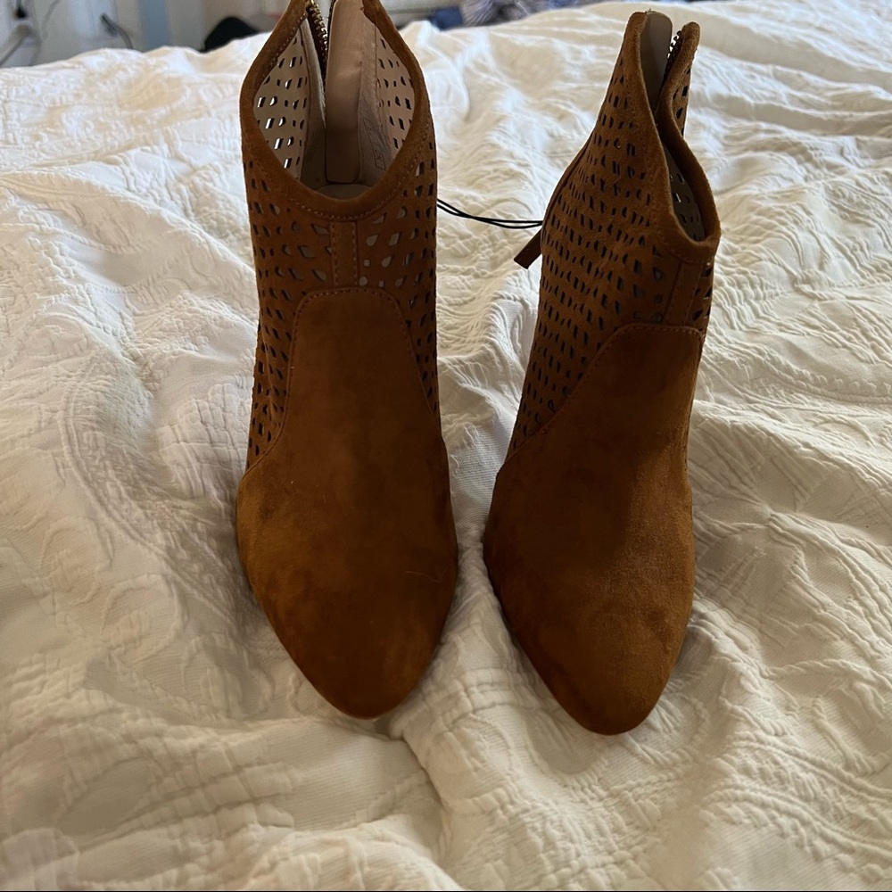 ZARA TAN SUEDE LAZER CUT DESIGN HEELED -BOOTS